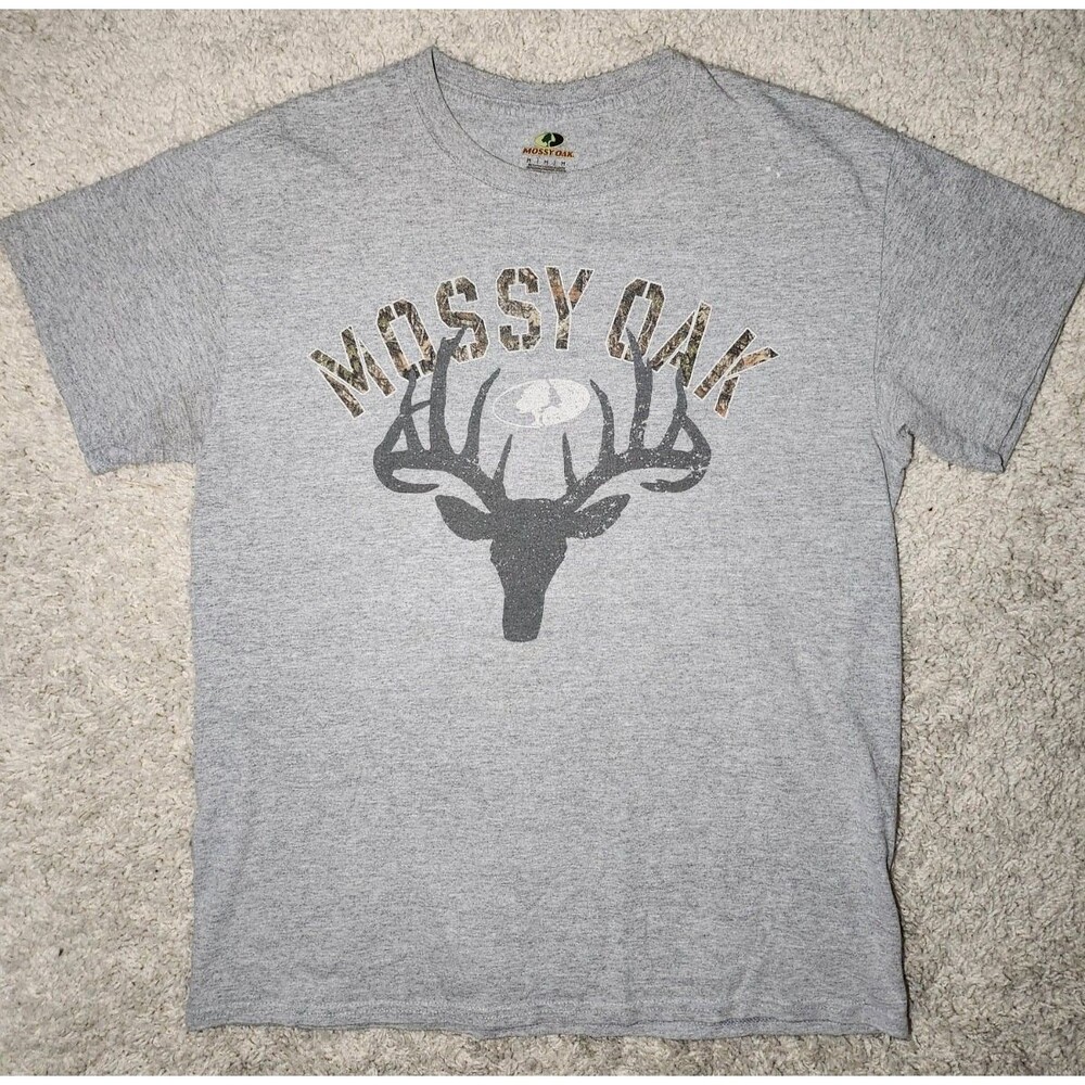 Mossy Oak Men’s Medium Gray T-Shirt Buck Deer Graphic Hunting Outdoor Tee